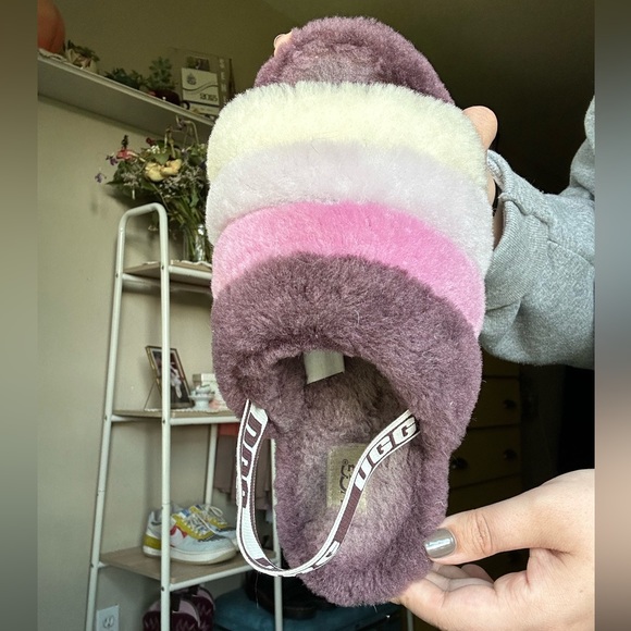 Ugg fluff yeah slides - Picture 3 of 4